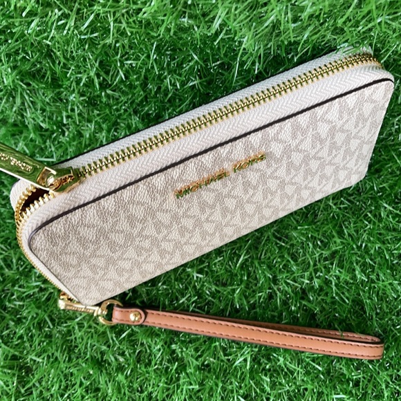 Michael Kors Jet Set Travel Lg Flat Multifunctional Phone Case-Wristlet-Wallet - Picture 13 of 16